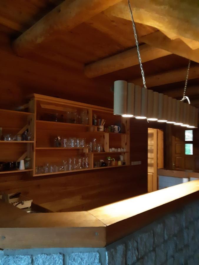 Hotel Osrodek Wypoczynkowy "Zrodla Dobrej" à Olesno Extérieur photo