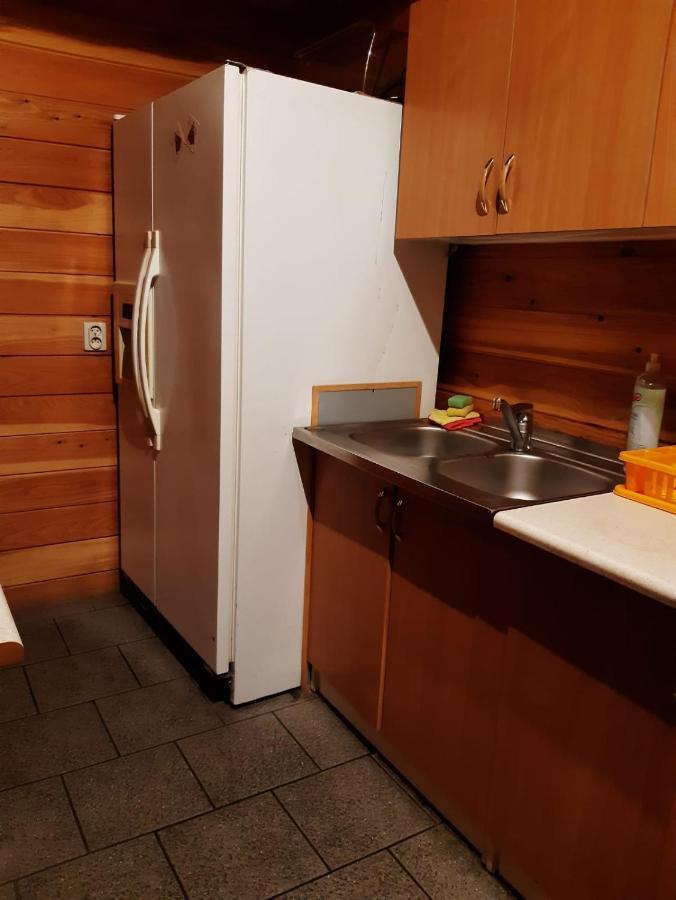 Hotel Osrodek Wypoczynkowy "Zrodla Dobrej" à Olesno Extérieur photo